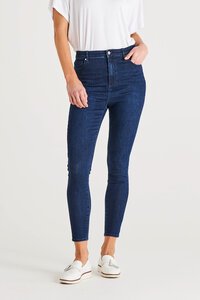 Betty Basics Essential Jeans