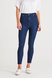Betty Basics Essential Jeans