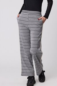 Classified Gigi Pearl Trim Pant