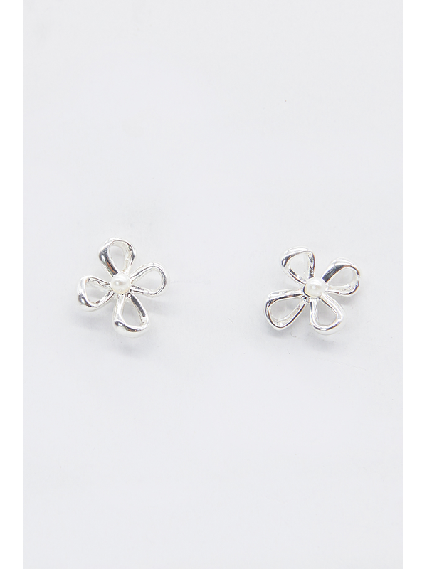 Stella + Gemma Pearl Centre Flower Earring