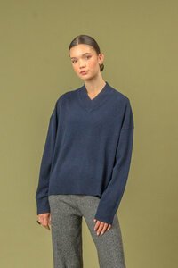 Ninteen46 Cashmere Vee Sweater