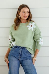 Miss Manlow Fluffy Daisy Knit