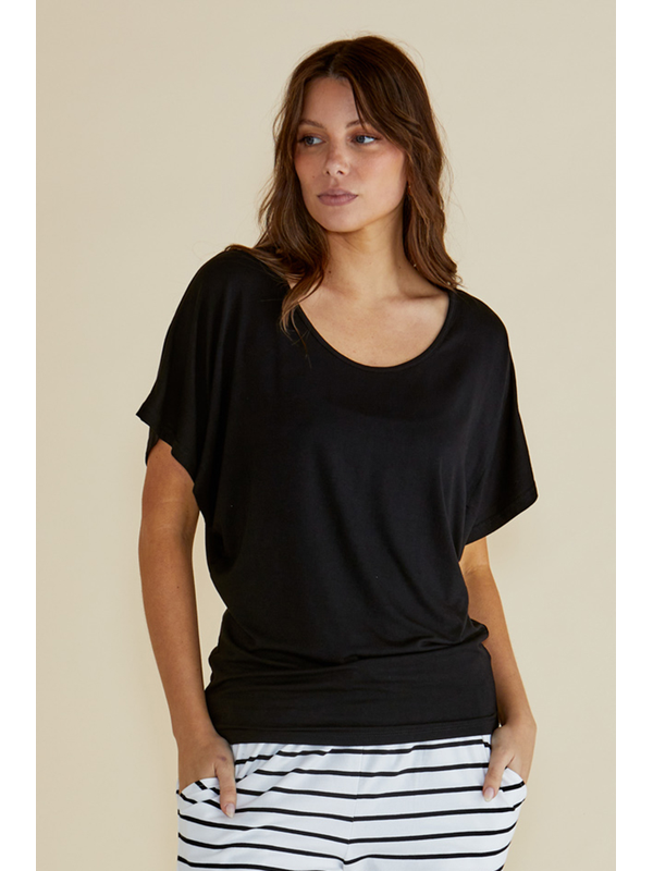 Betty Basics Maui Tee