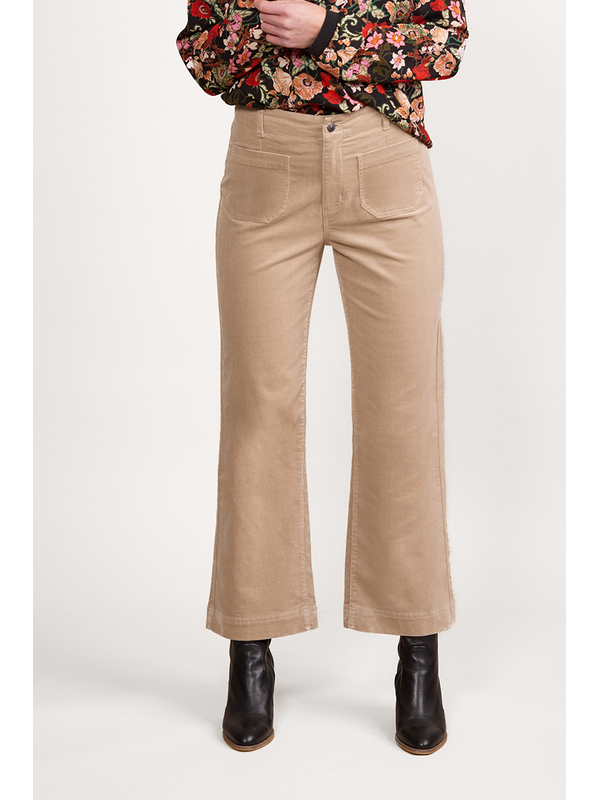 Vassalli Wide Leg Ankle Grazer Pant