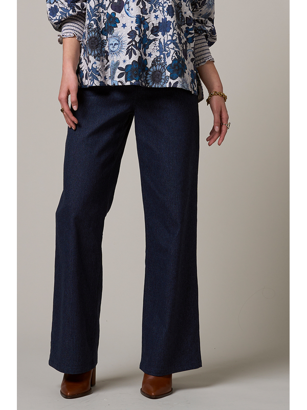 Loobies Story Sutton Pant