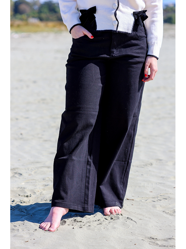 Fria the Label Wide Leg Jean