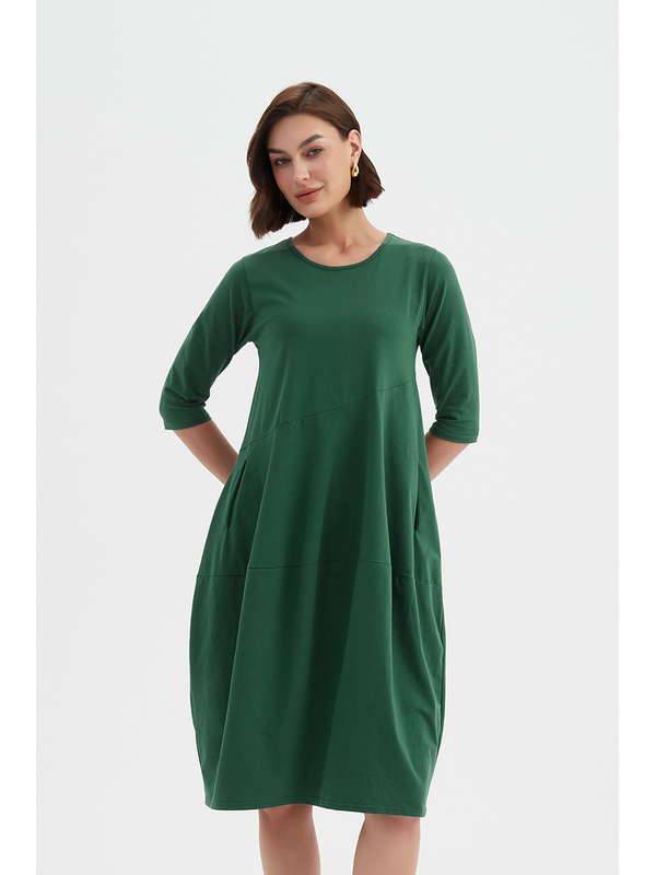 Tirelli Diagonal Seam Winter Dress