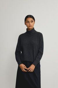 Standard Issue Cashmere Cropped Sweater