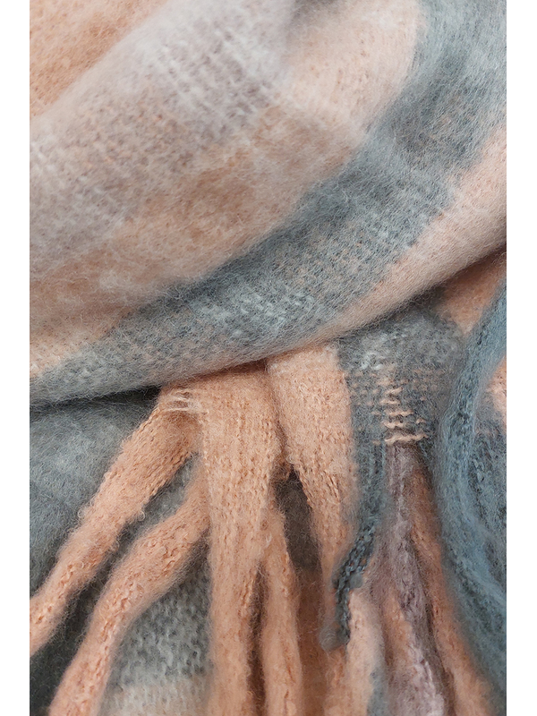 Love Stitch Check Chunky Scarf