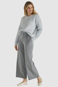Sass Romee Cardi