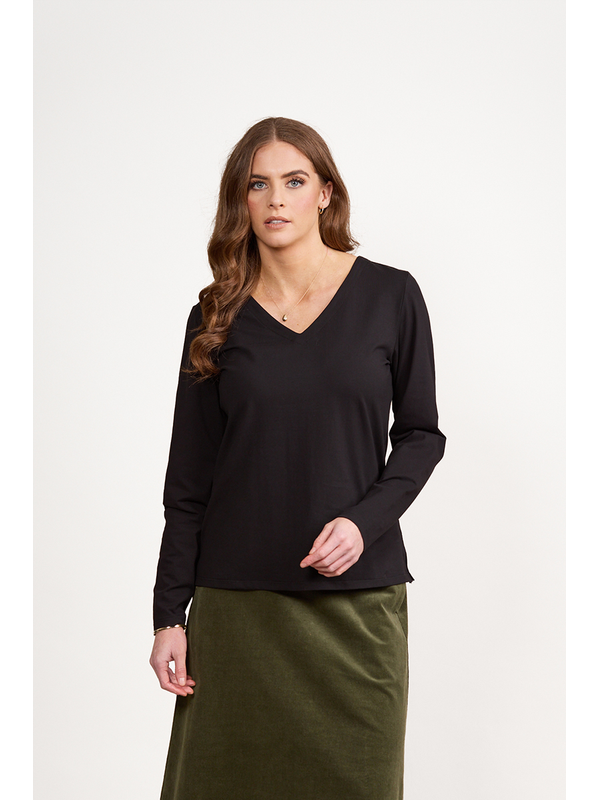 Vassalli V Neck Long Sleeve Top