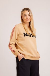 Moss Logo Bee Sweat
