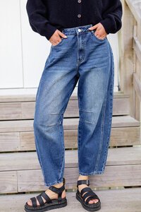 Mi Moso Barrel Jeans