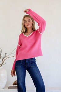 Miss Marlow V Neck Contrast Trim Knit