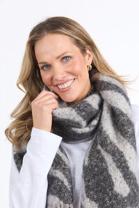 Elm Zuri Scarf