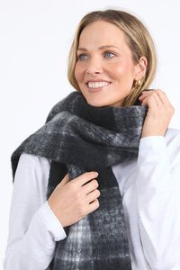 Elm Crest Scarf