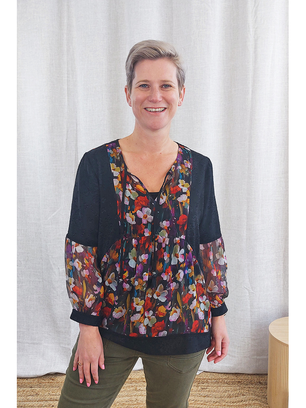 Memo Relaxed Balloon Sleeve Top