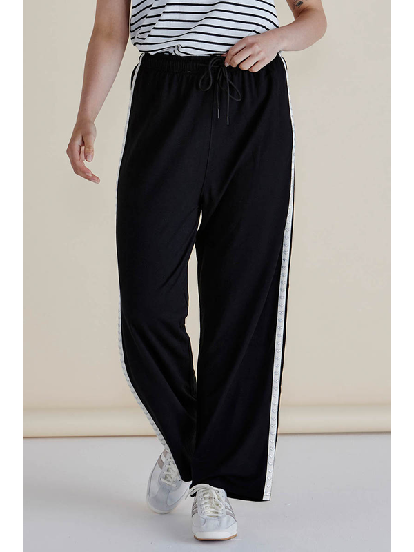 Betty Basics Evelyn Wide Leg Jogger - Pre Order