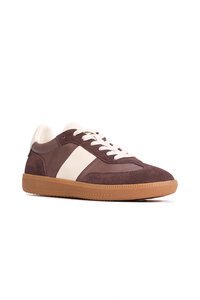 Eos Antigo Sneaker