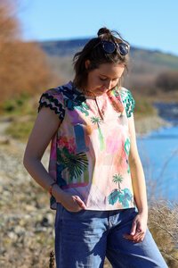 Foil Swell Times Top