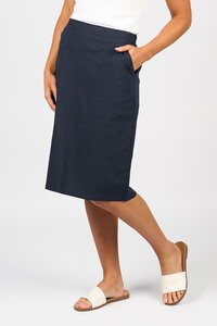 Vassalli Flat Front Pull On Skirt