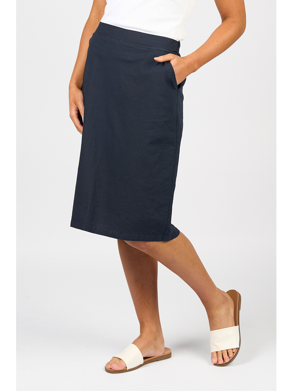 Vassalli Flat Front Pull On Skirt