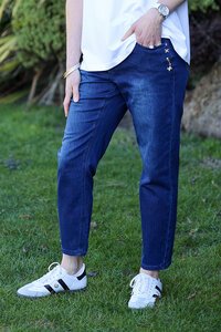 Classified 7-8 Jean With Brooch Detail