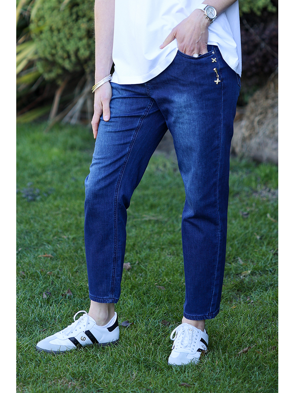 Classified 7-8 Jean With Brooch Detail