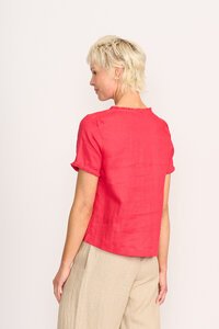 Foil V Benefits Top