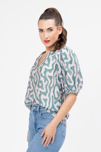 Seeking Lola Swirl Vacation Top