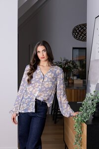 Seeking Lola Full Of Life Sky Garden Top