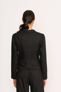 Oh Three Scoop Hem Back Jacket