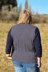 Memo Relaxed Fit Contrast Front Top