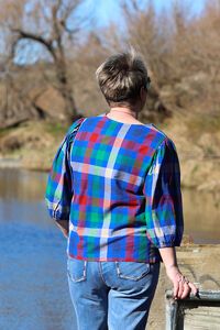 Memo Check Volume Sleeve V Neck Top