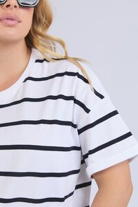 Elm Halli SS Stripe Tee