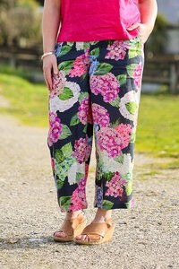 Foil Print Wide Leg Cropped Pant