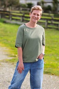 Esplanade Wide Neck Elbow Sleeve Top