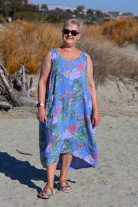 Puro Lino Sleeveless Floral Dress
