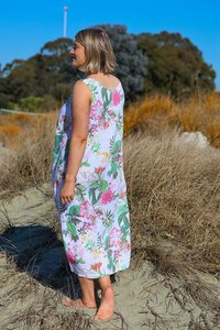 Puro Lino Sleeveless Floral Dress