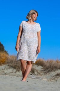 Cali + Co Leaf Print Linen Dress