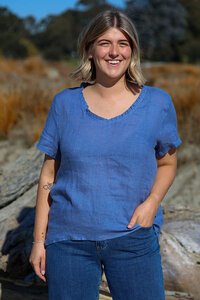Cali + Co Gathered Linen Top