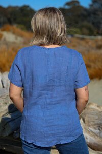 Cali + Co Gathered Linen Top