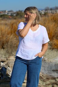 Cali + Co Gathered Linen Top