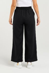 Zafina Tallulah Pant