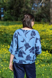 AE Luxe 3 Button Floral Linen Top