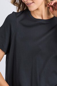 Elm Daisy Tee