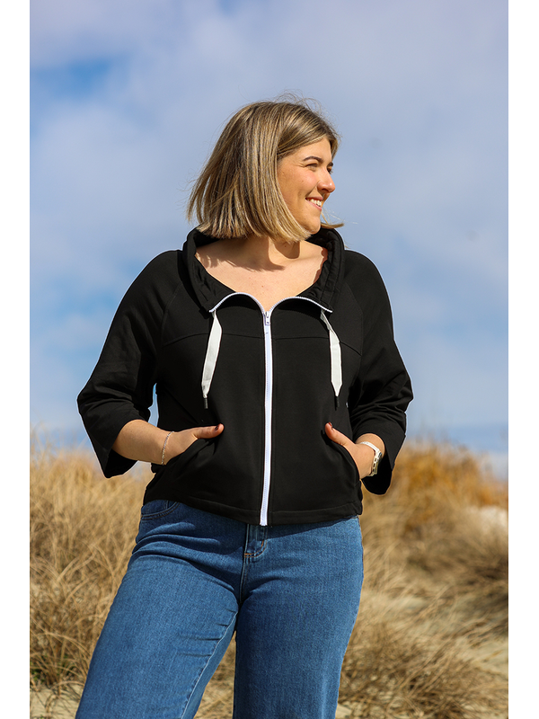White On Black Gather Neck Jacket