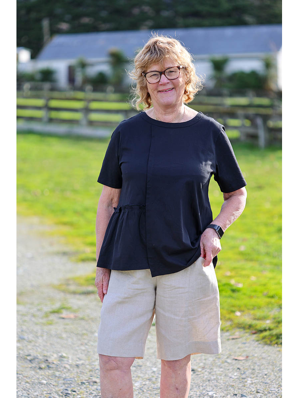 White On Black Half Gather Sleeve Top