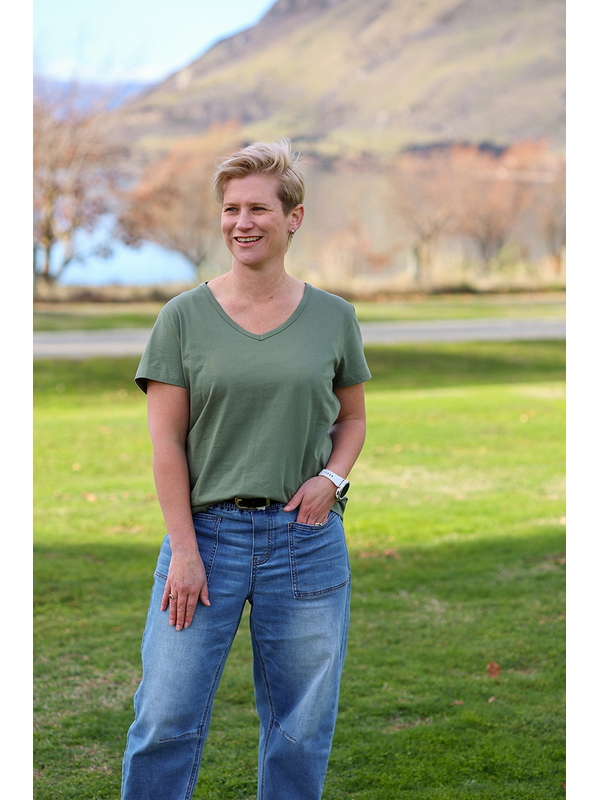 Esplanade Everyday V Neck Tee