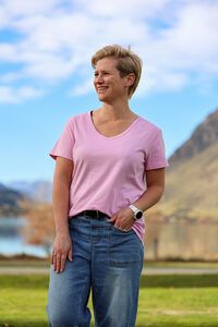 Esplanade Everyday V Neck Tee